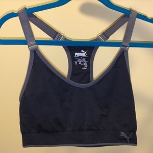 PUMA Sports Bra! 🖤